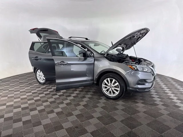 Used 2020 Gray Nissan SV image 15