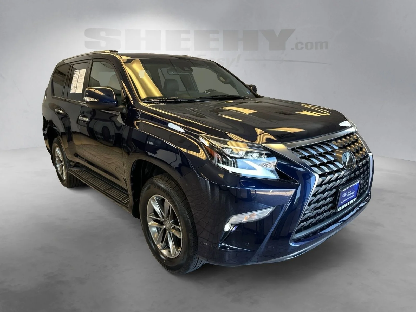 Used 2022  Lexus 460 image 18