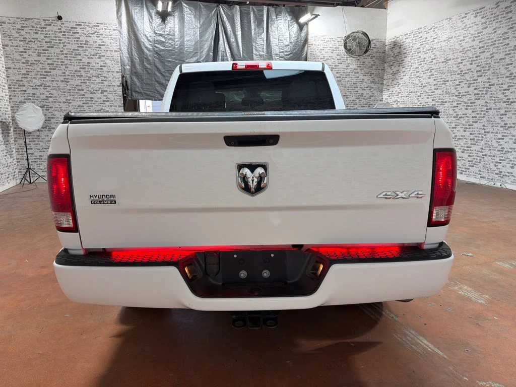 Used 2019 Bright White Clearcoat Ram Express image 6