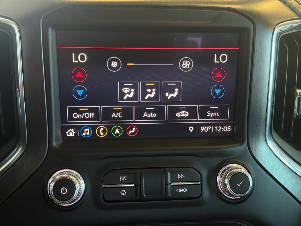 Used 2019 White GMC AT4 image 23