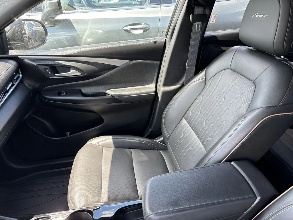Used 2024 Black Buick Avenir image 24