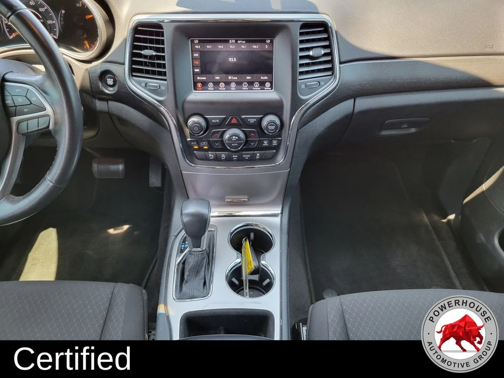 Used 2018 Gray Jeep Laredo E image 19