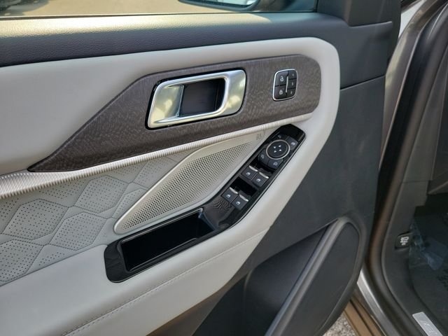 Used 2026 Carbonized Gray Ford Platinum image 18
