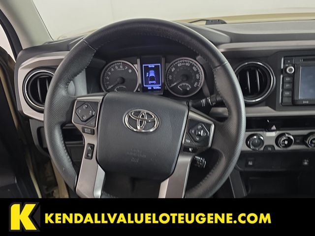 Used 2017  Toyota SR5 image 14