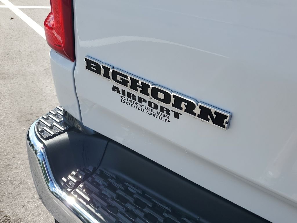 New 2026 Bright White Clear-Coat Exterior Paint RAM Big Horn/Lone Star image 5