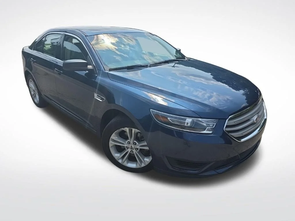 Used 2016  Ford SE image 3