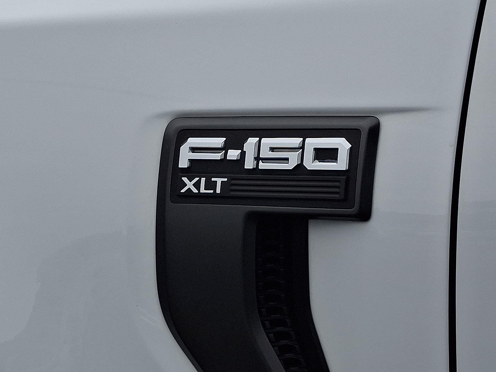 Certified Used 2022 Oxford White Ford XLT image 32