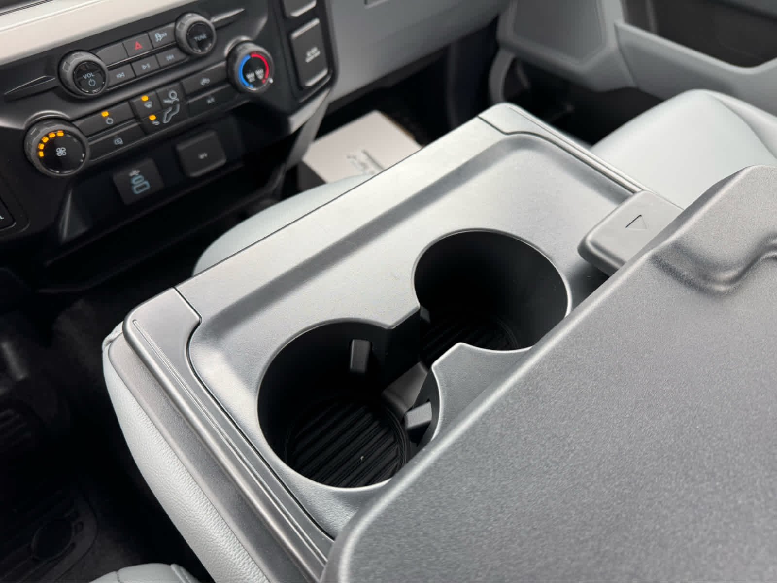 2026 Ford F-550 Super Duty Chassis Cab XL - Photo 17