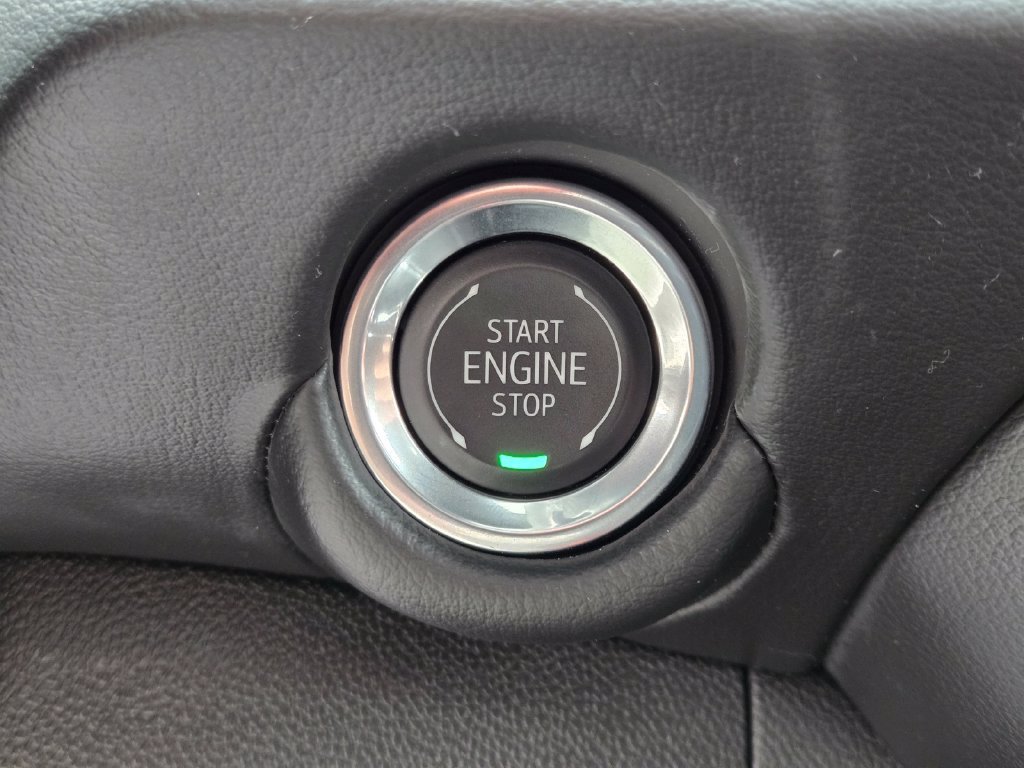 Used 2026 White Chevrolet LT image 21