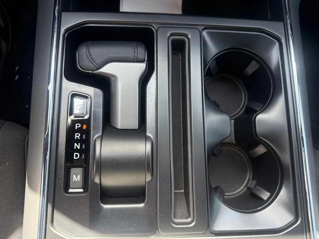 New 2026 Agate Black Metallic Ford XLT image 28