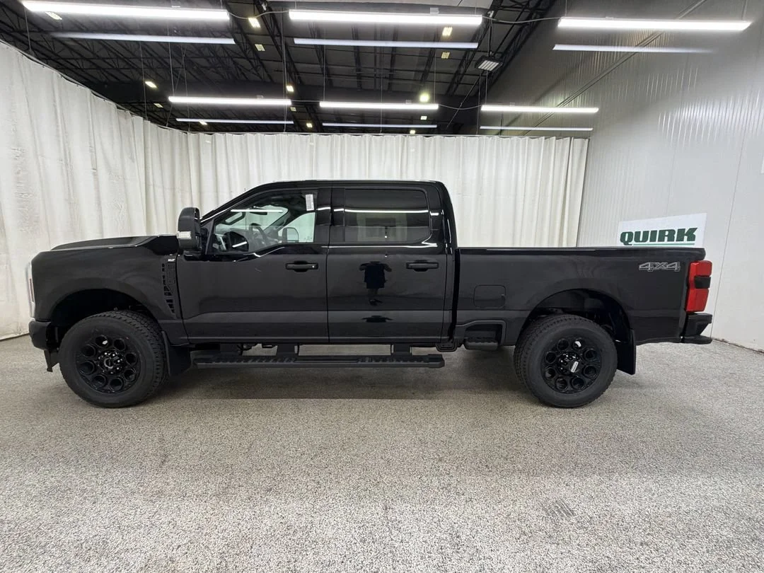 New 2026 Agate Black Metallic Ford F-250® XLT image 6