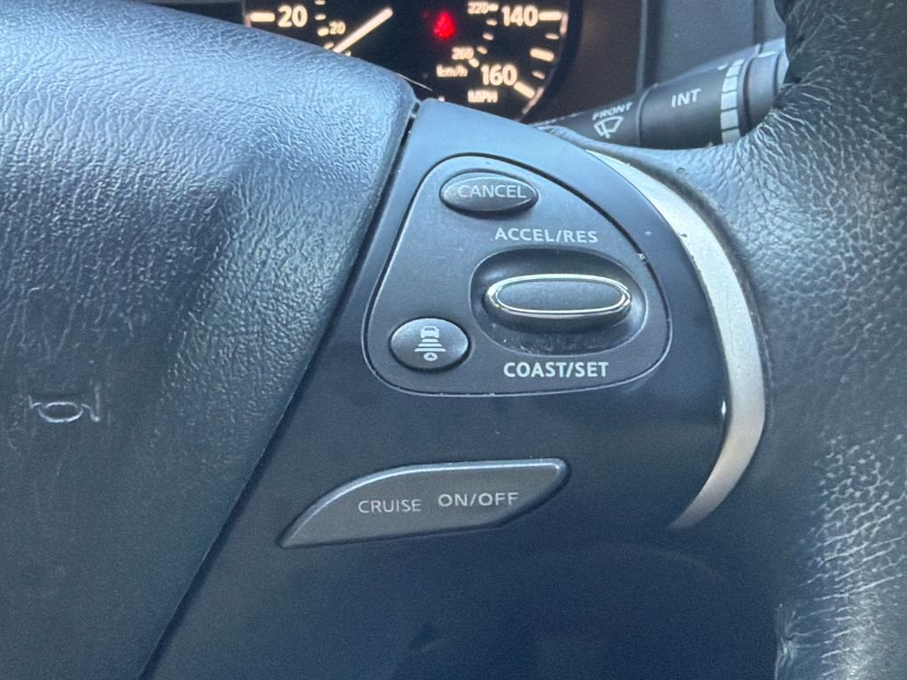 2019 Nissan Pathfinder SV - Photo 25