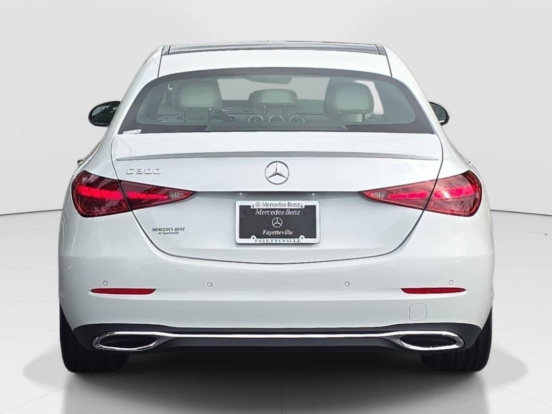 New 2026 MANUFAKTUR Moonlight White Metallic Mercedes-Benz C300 image 6