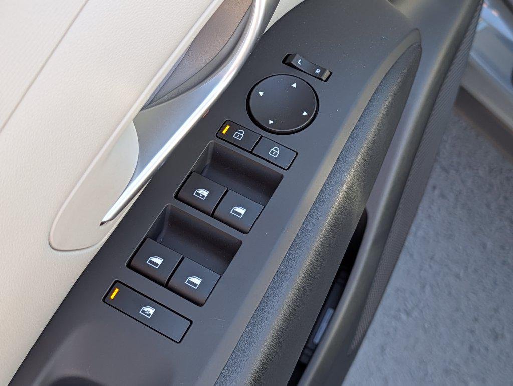 New 2026 Gray Hyundai SE FWD image 18