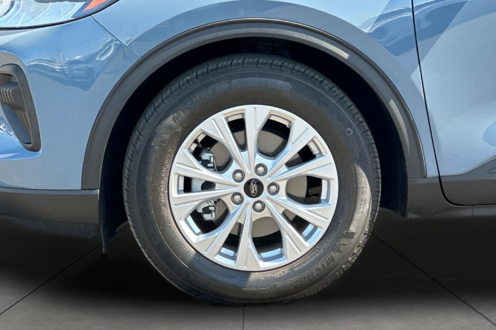 Used 2024 Blue Ford Active image 31