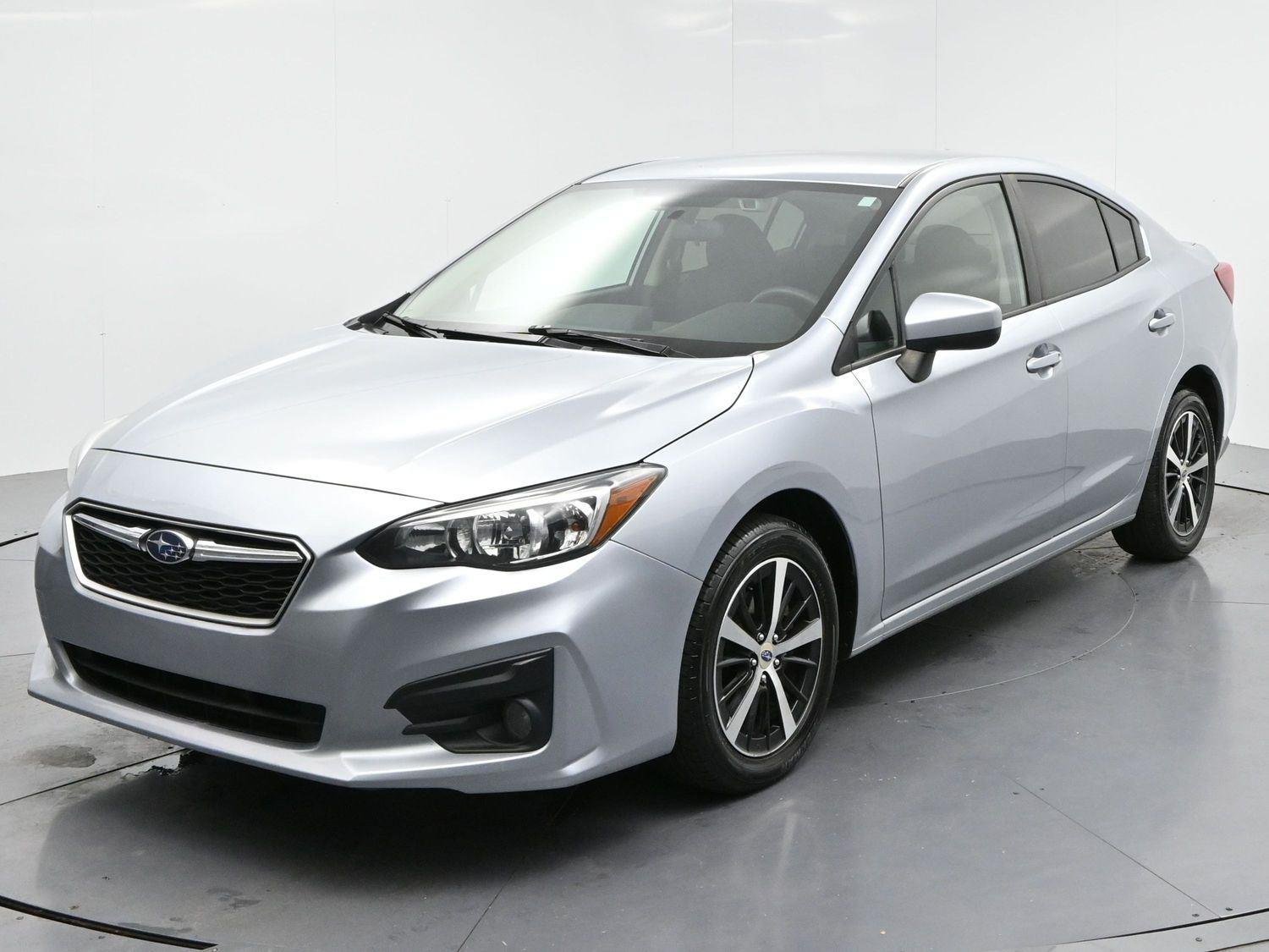 Used 2019 Ice Silver Metallic Subaru Premium image 3