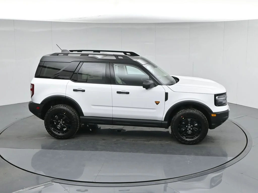 New 2026 Oxford White Ford Badlands image 54