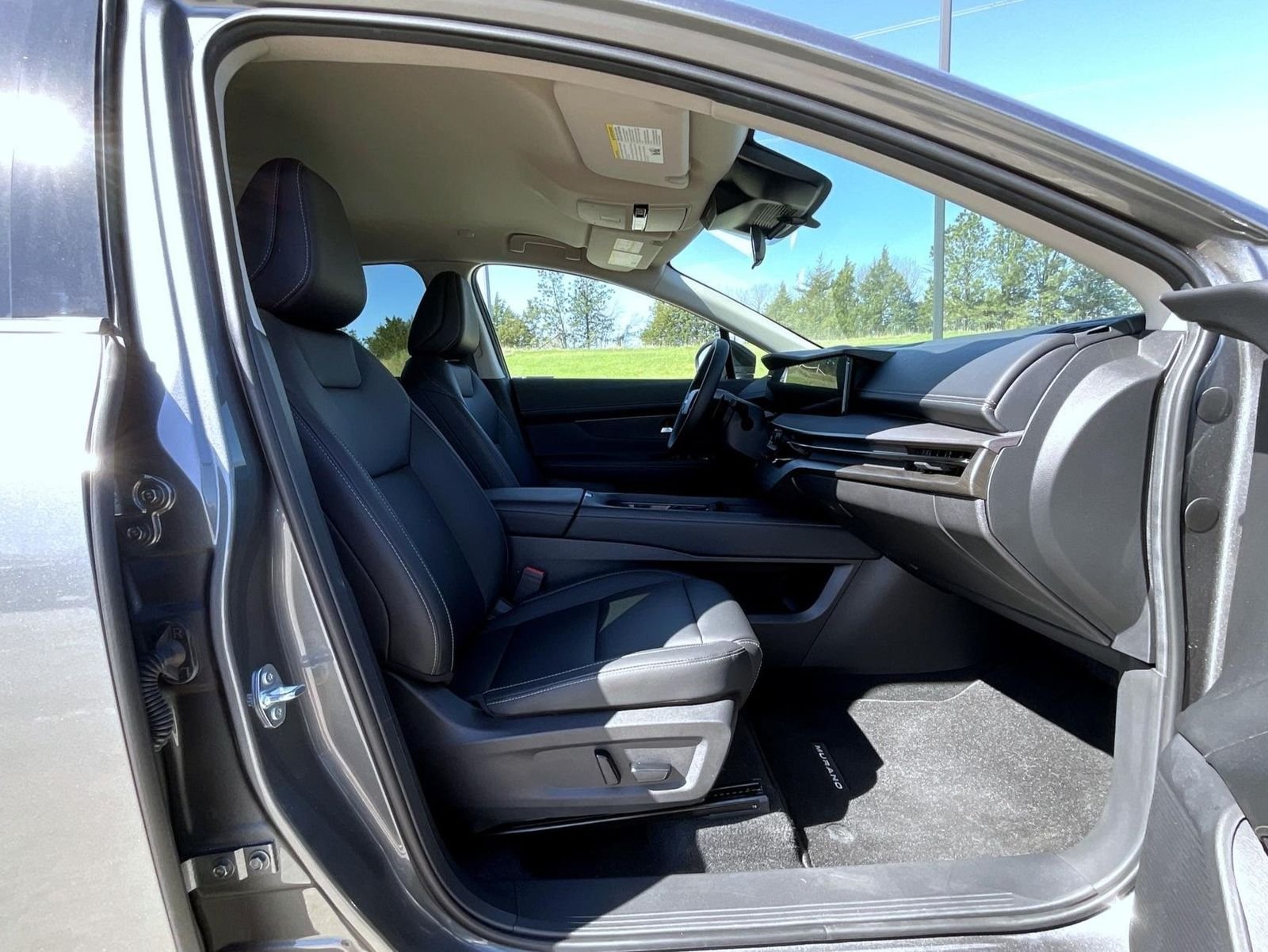2025 Nissan Murano SV - Photo 16