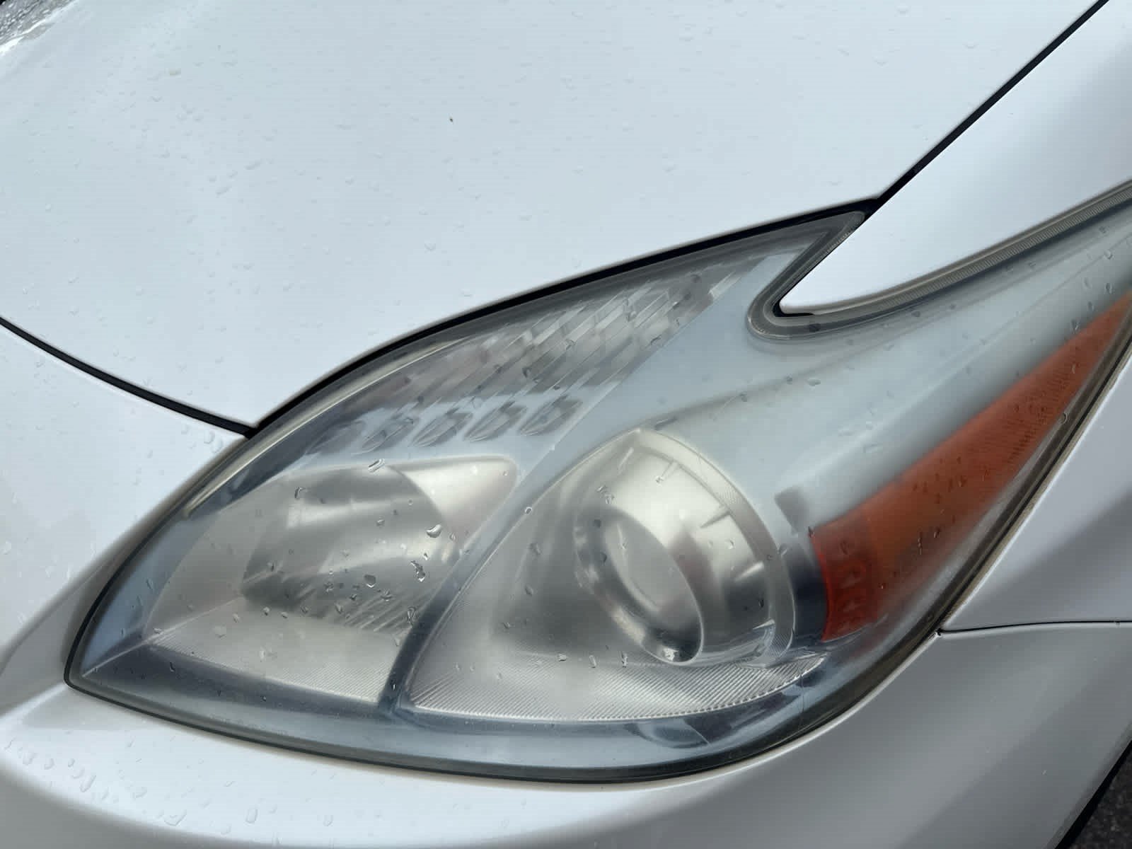 Used 2010 Blizzard Pearl Toyota III image 5