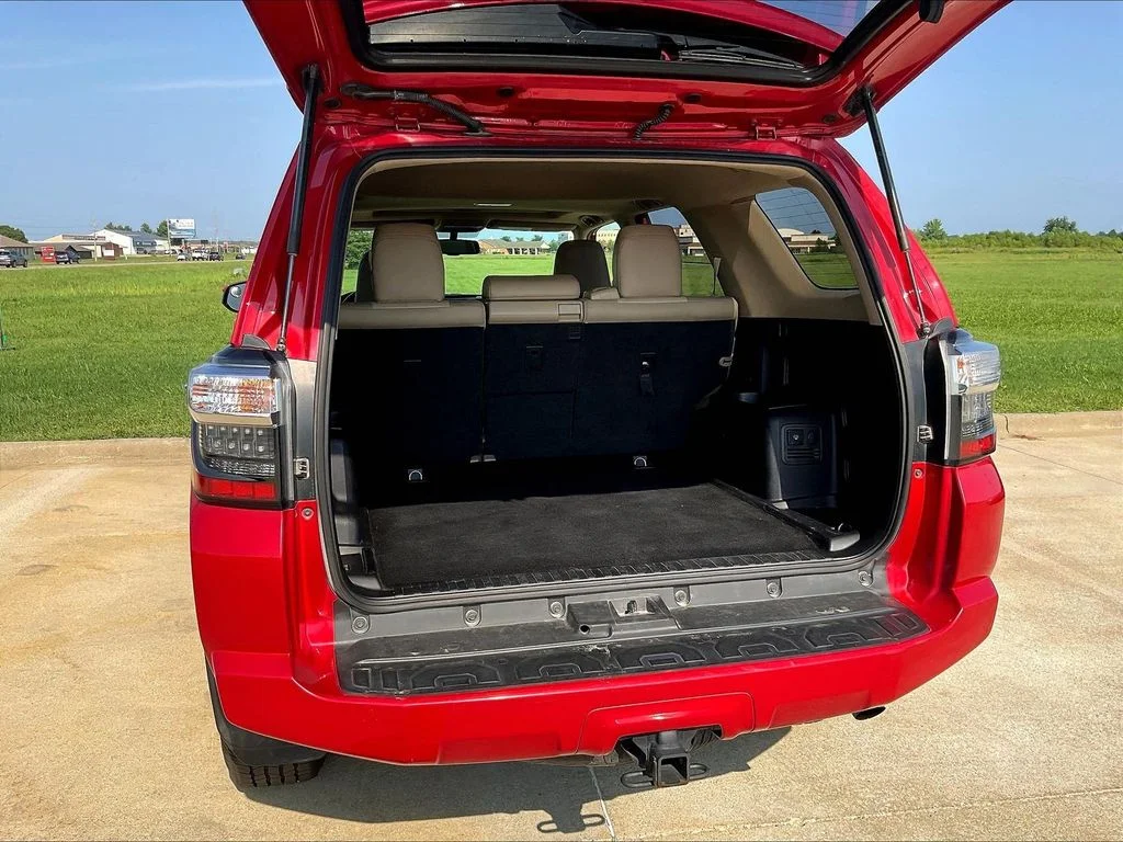 Used 2016 Red Toyota SR5 Premium image 16