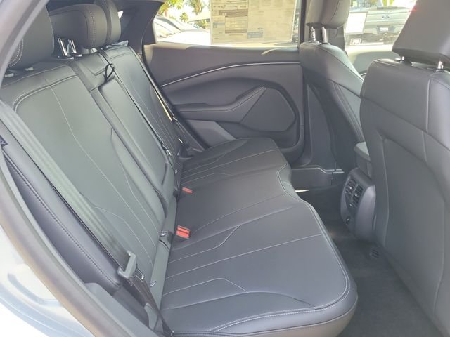 New 2026 Glacier Gray Metallic Tri-coat Ford Select image 18