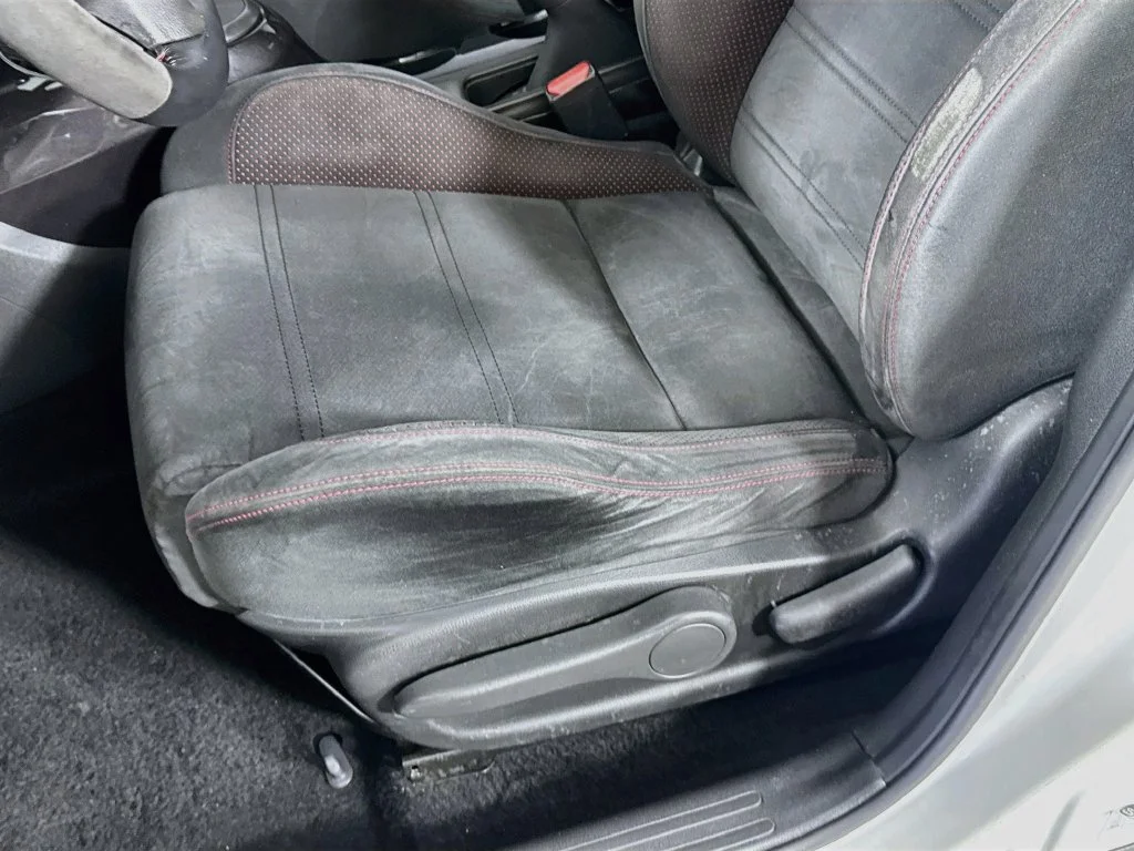 Used 2014 White Nissan NISMO image 23