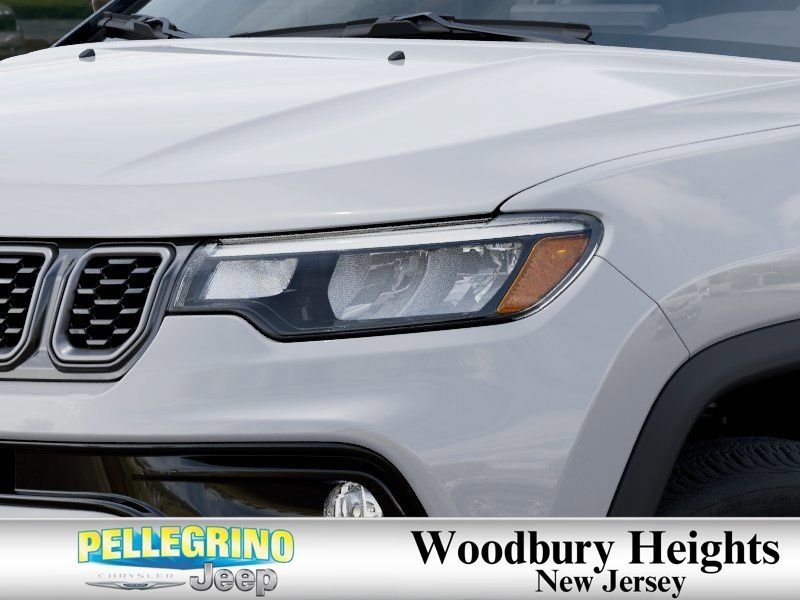 New 2025 Bright White Clear-Coat Exterior Paint Jeep Limited image 10