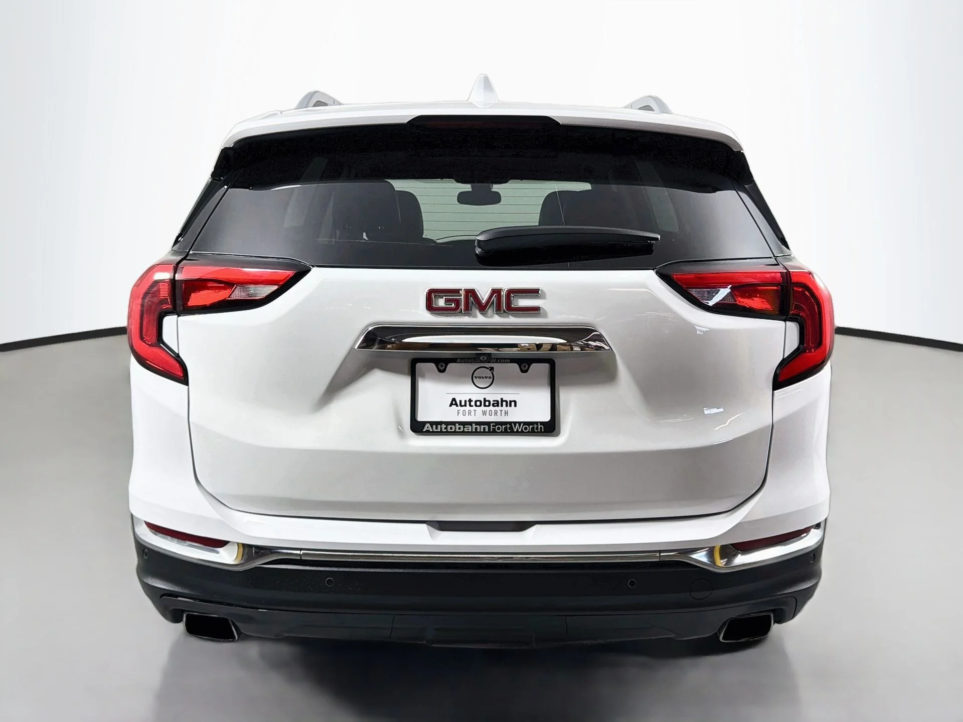 Used 2020 White GMC SLT image 7