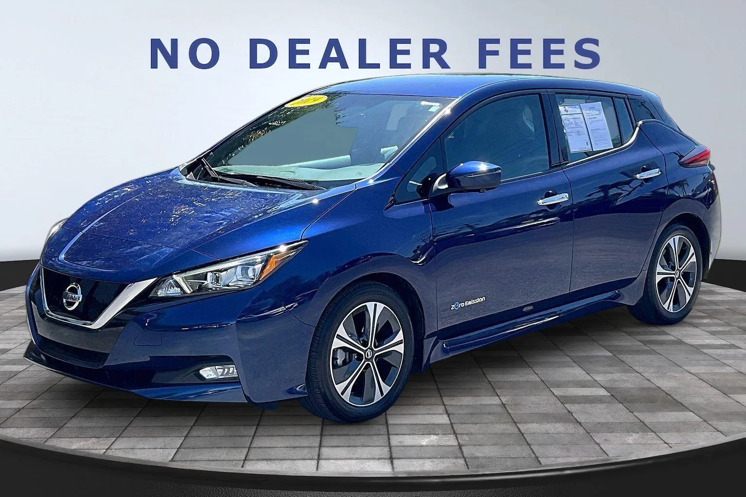 2019 Nissan Leaf SL's photo