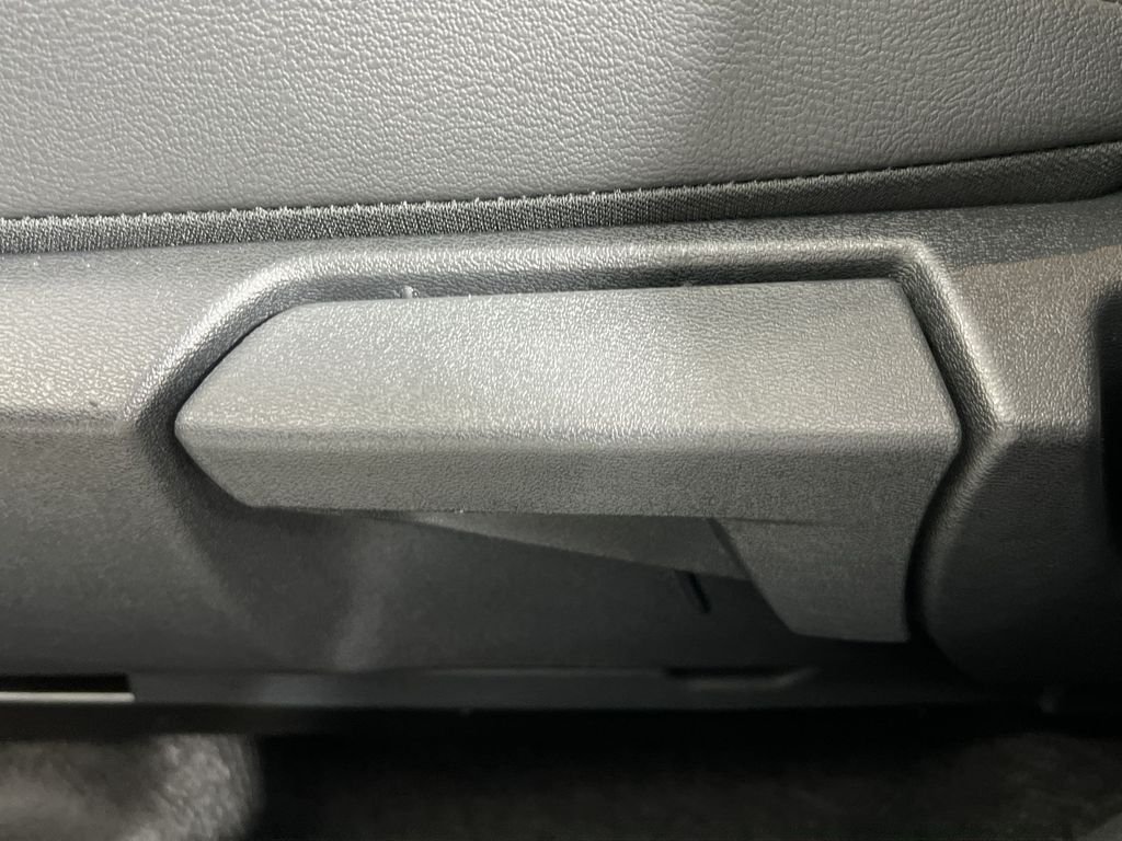 2025 Nissan Kicks SR AWD - Photo 14