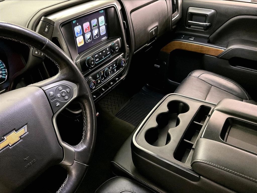 Used 2018 Silver Chevrolet LTZ image 19