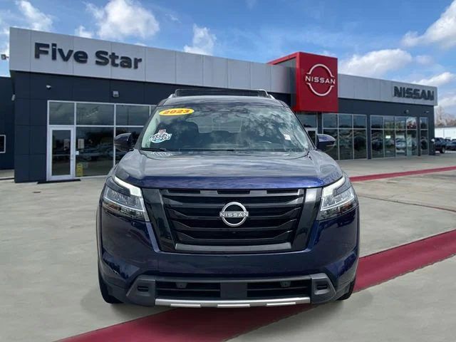 Used 2023 Blue Nissan SL image 2