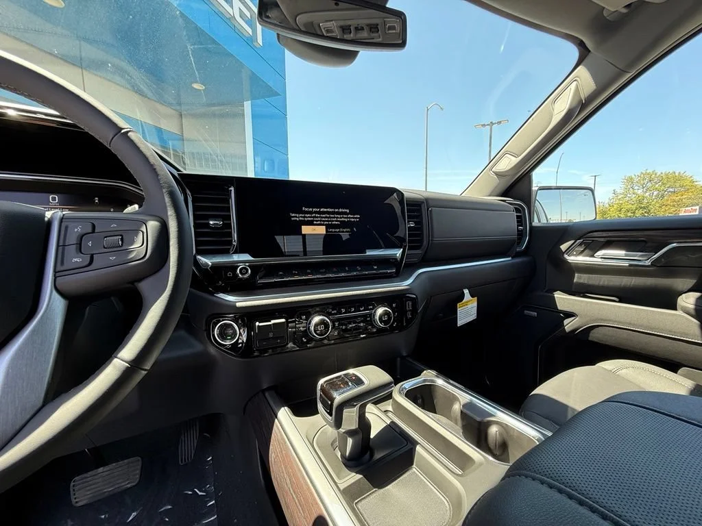New 2026 Onyx Black GMC SLT image 23