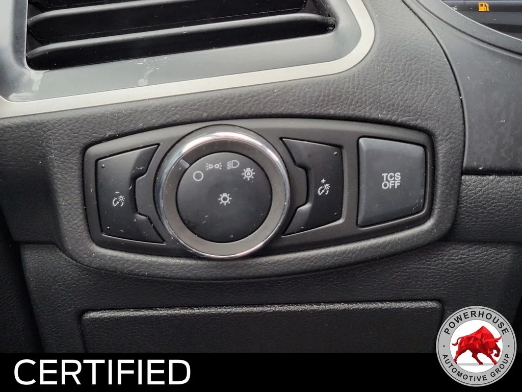 Used 2024 White Ford SEL image 26