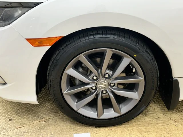 Used 2019  Honda EX image 21