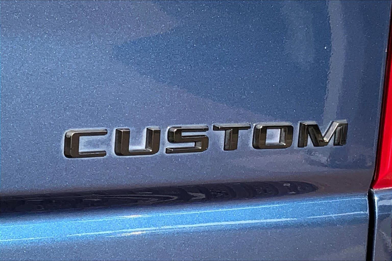 Used 2021 Northsky Blue Metallic Chevrolet Custom image 10