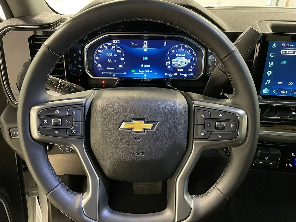 Used 2026 White Chevrolet LT image 30