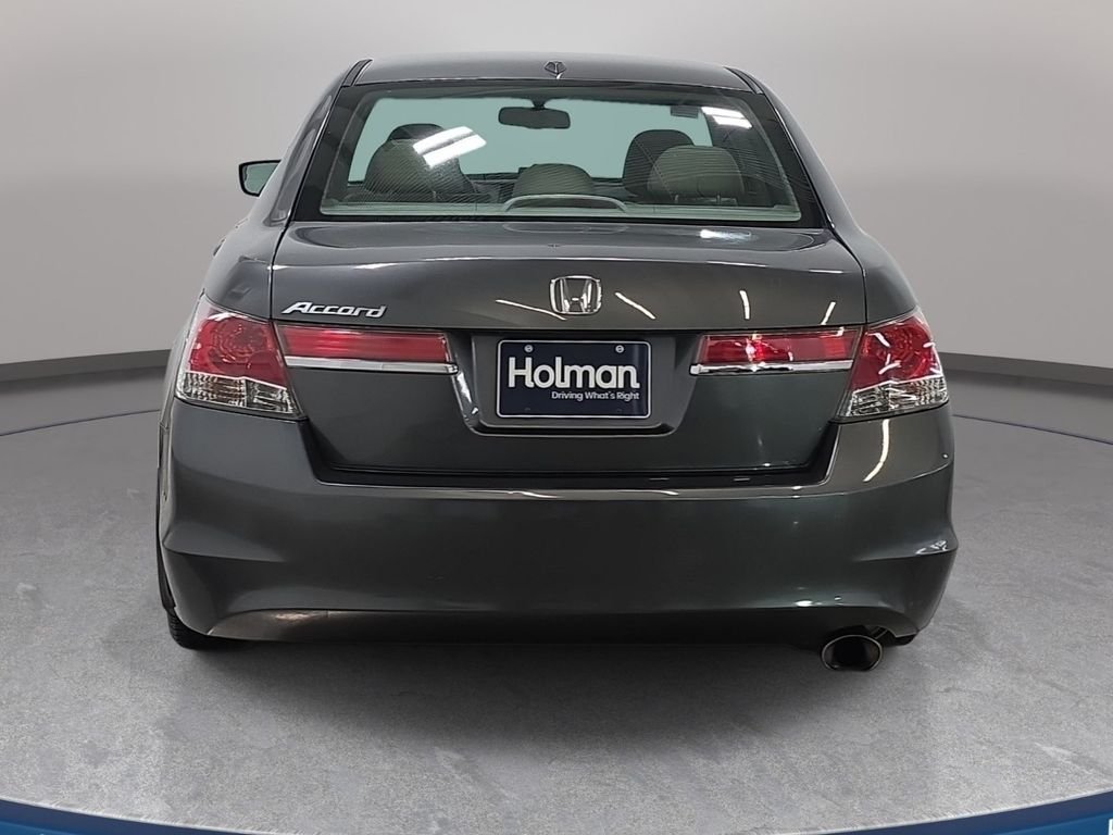 Used 2012 Polished Metal Metallic Honda EX-L image 7