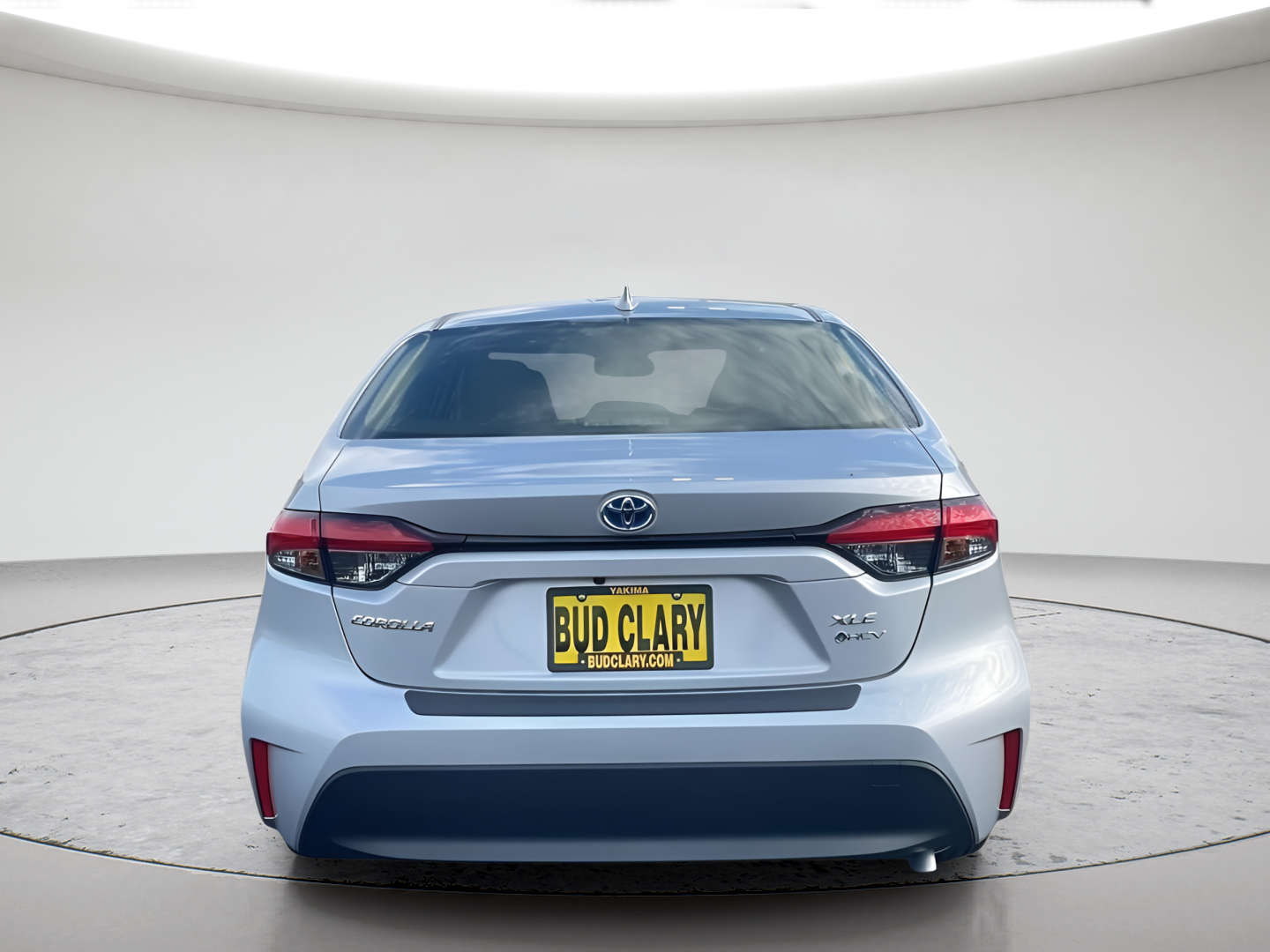 2025 Toyota Corolla LE - Photo 6