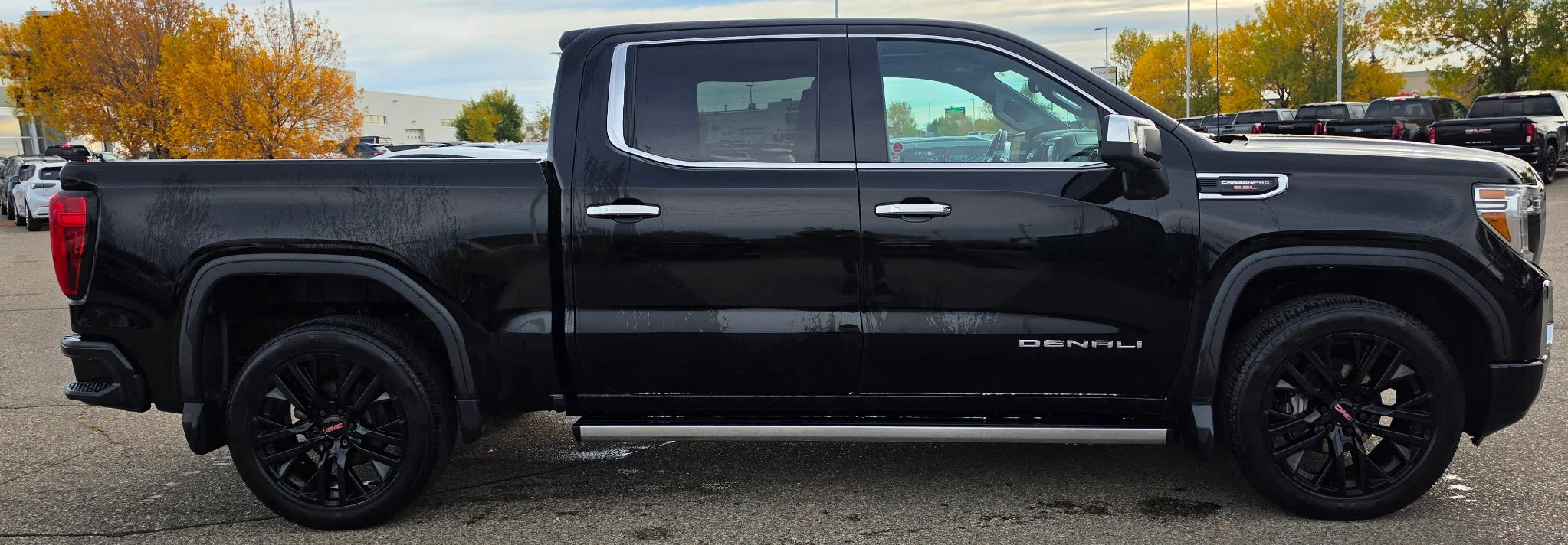 Used 2020 Black GMC Denali Crew Cab image 6