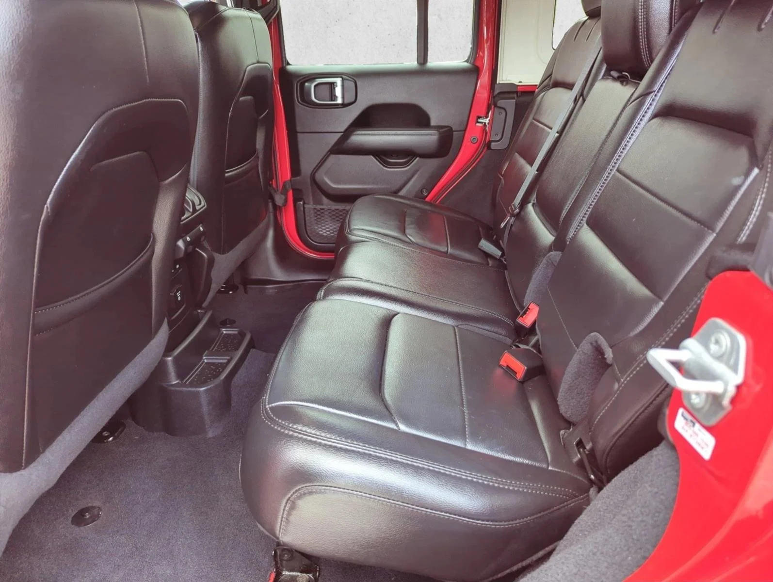 Used 2019 Firecracker Red Clearcoat Jeep Sahara Altitude image 11