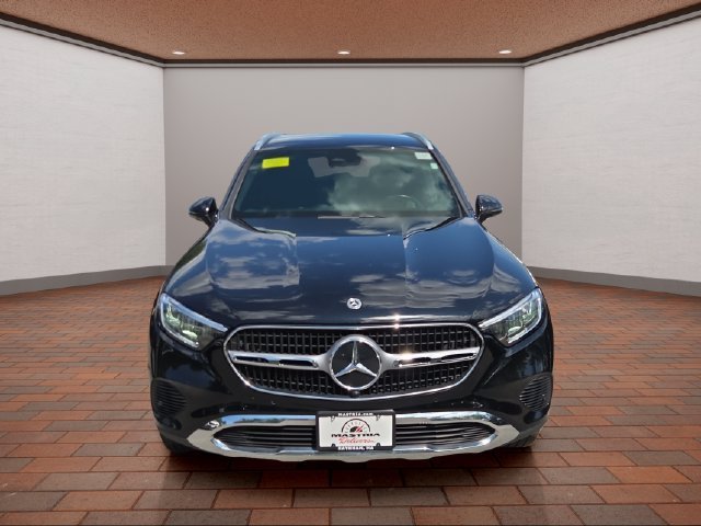 Used 2024 Black Mercedes-Benz GLC 300 image 26