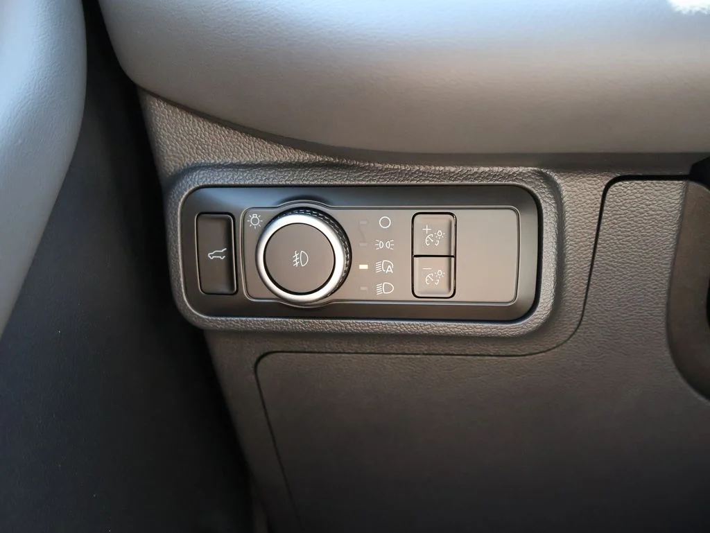 New 2026 Carbonized Gray Metallic Ford Active image 32