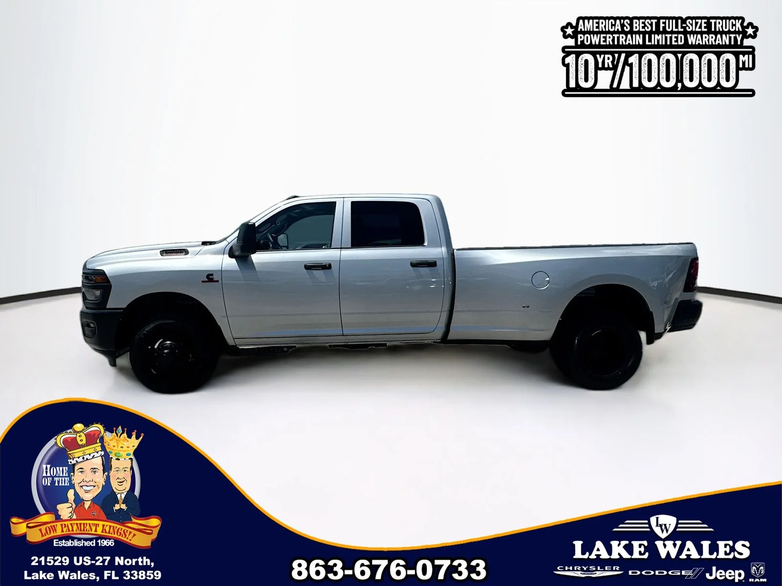 New 2026 Silver-Zynith Exterior Paint RAM TRADESMAN image 3