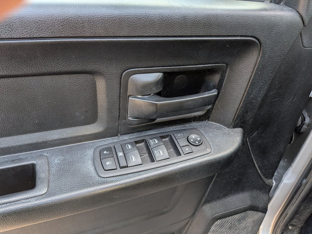Used 2021 Silver Ram Tradesman image 9