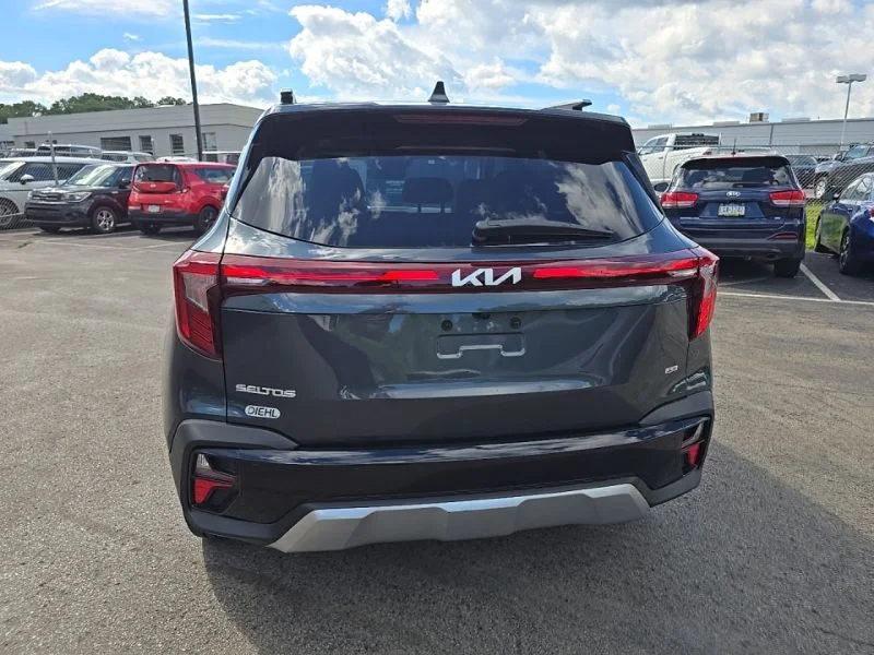 Used 2026 Gray Kia EX image 7