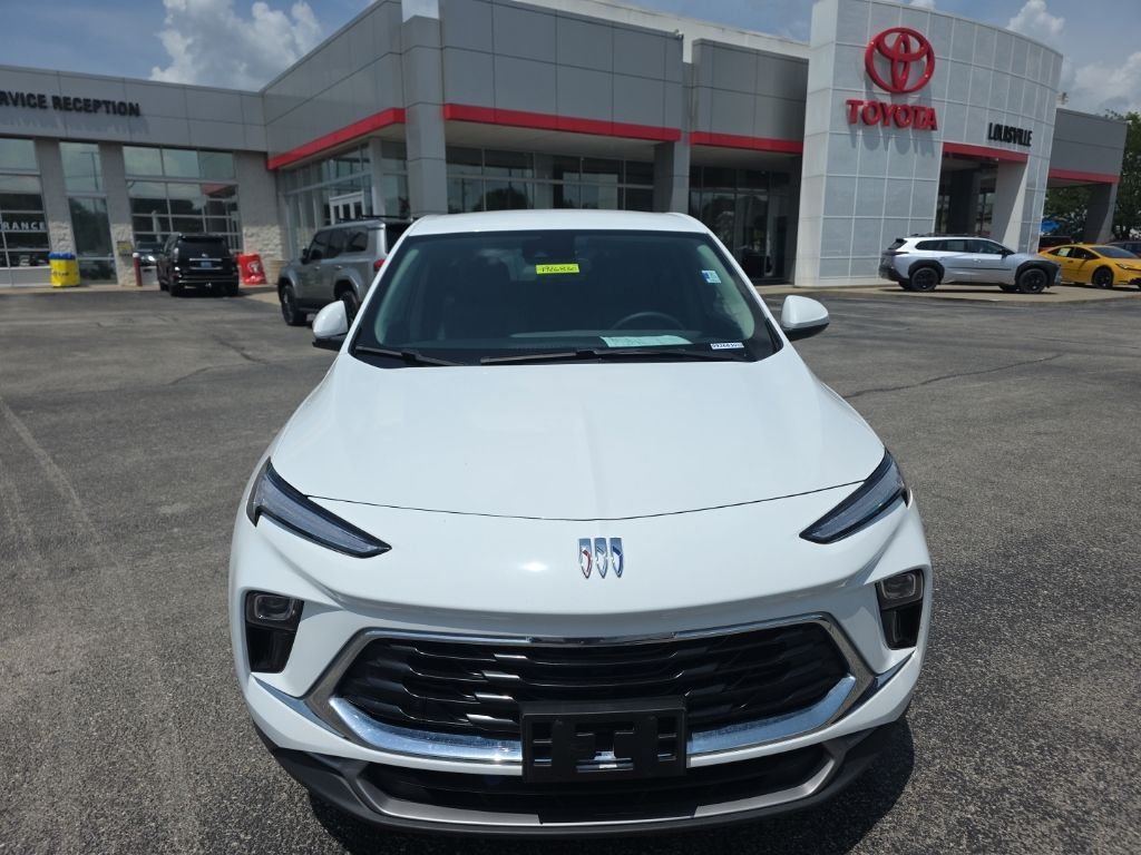 Used 2025 White Buick Preferred image 2