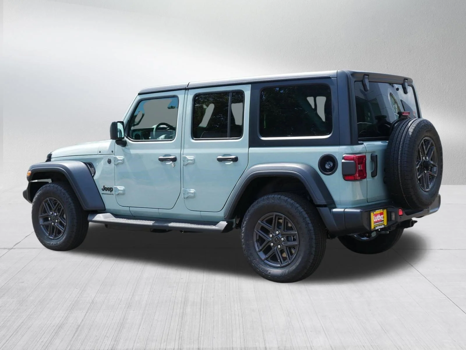 New 2026 Earl Clearcoat Jeep Sport S image 5