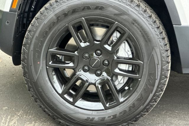 New 2026 Borasco Grey LAND ROVER S image 25