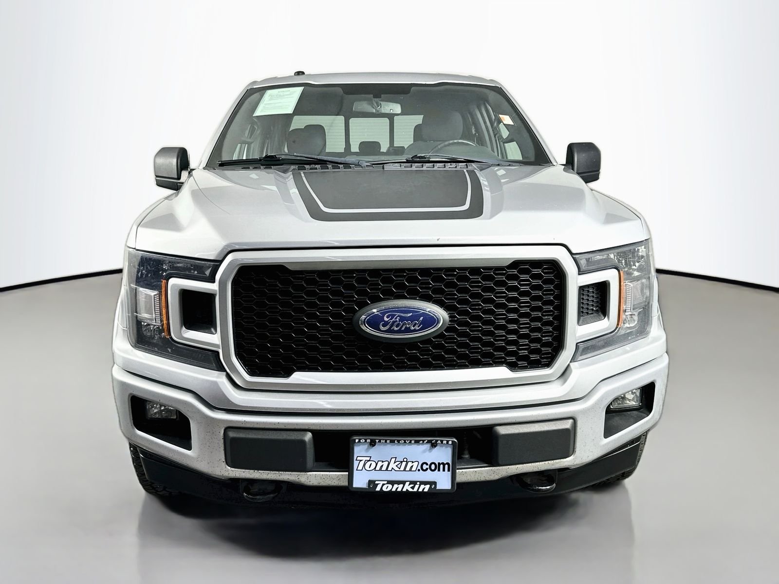 Used 2018 Ingot Silver Ford XLT image 2